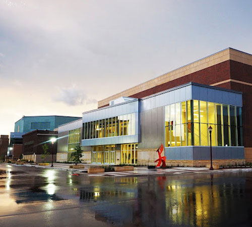 King Suite and Double Room in Le Sueur, MN