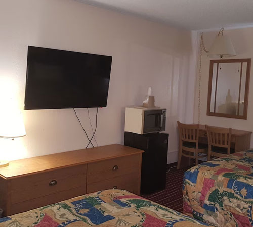 hotel reservation near me,